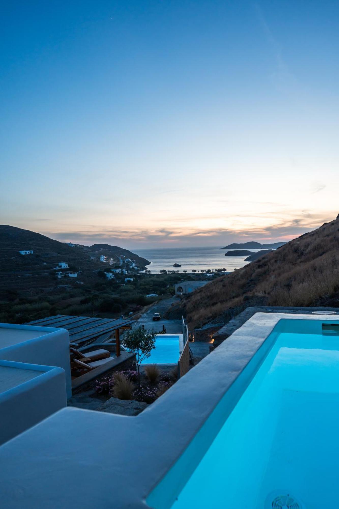 Epithea Suites Kythnos 5 Με Ιδιωτική Πισίνα ภายนอก รูปภาพ