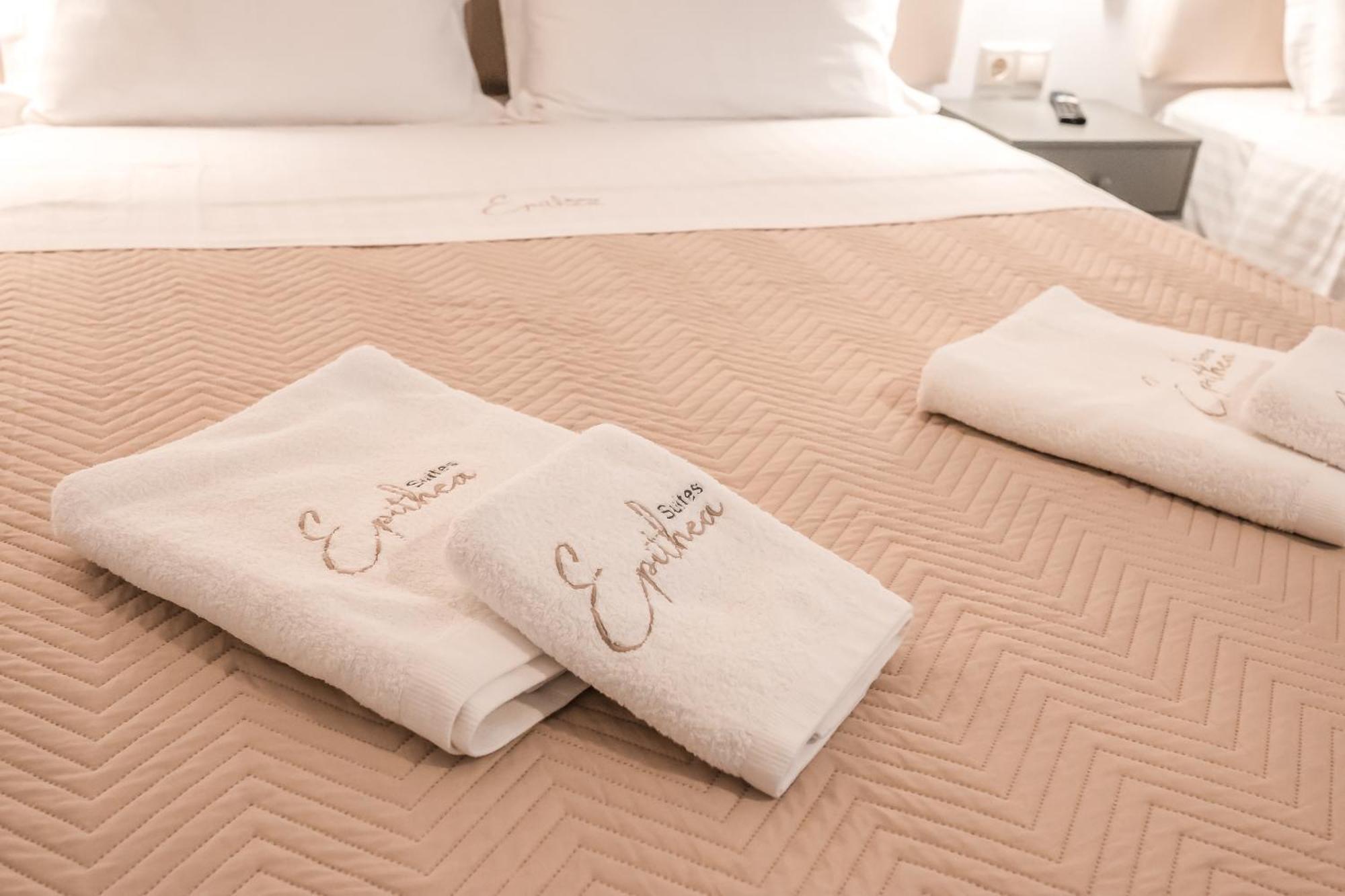 Epithea Suites Kythnos 5 Με Ιδιωτική Πισίνα ภายนอก รูปภาพ