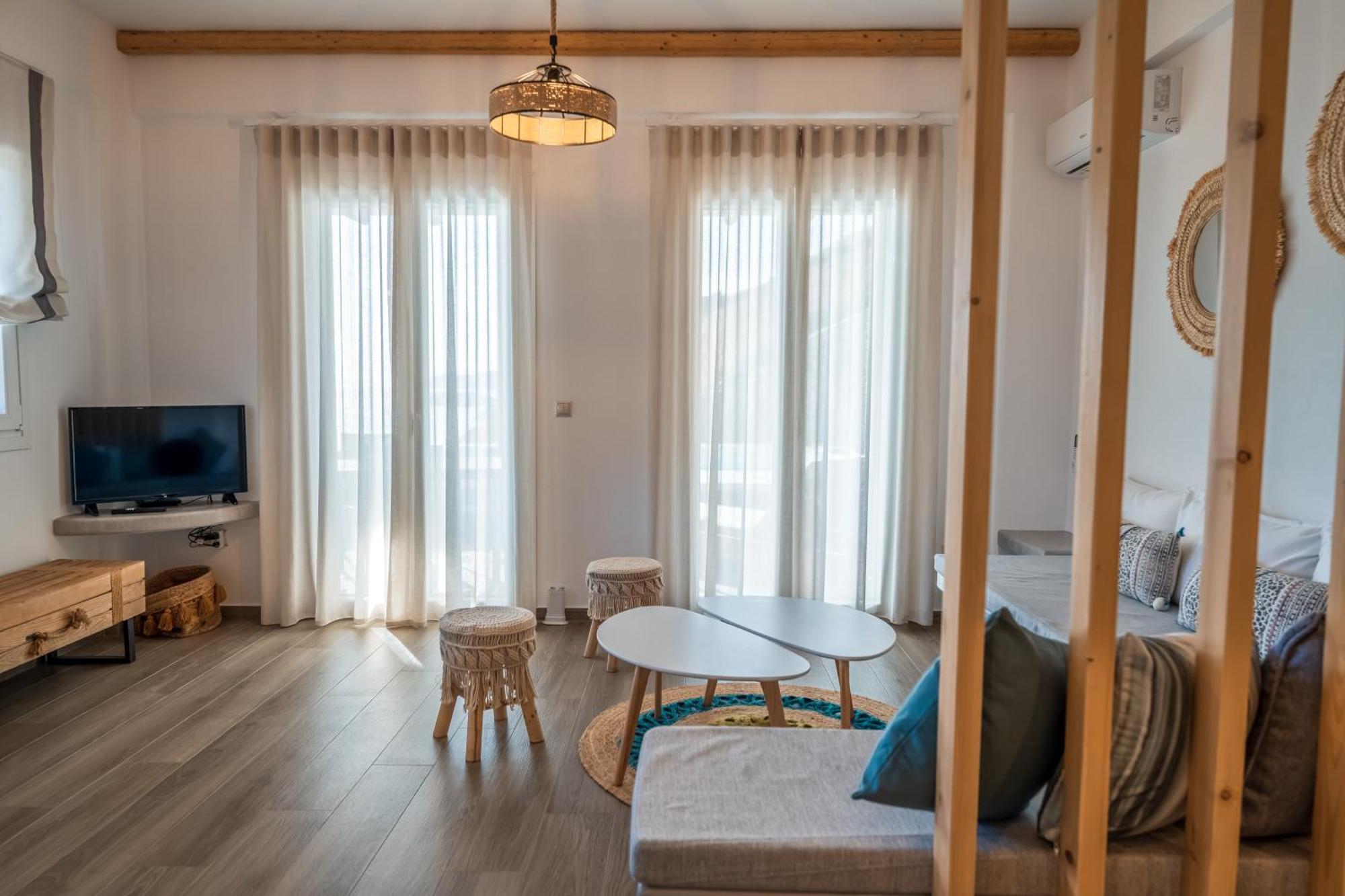 Epithea Suites Kythnos 5 Με Ιδιωτική Πισίνα ภายนอก รูปภาพ
